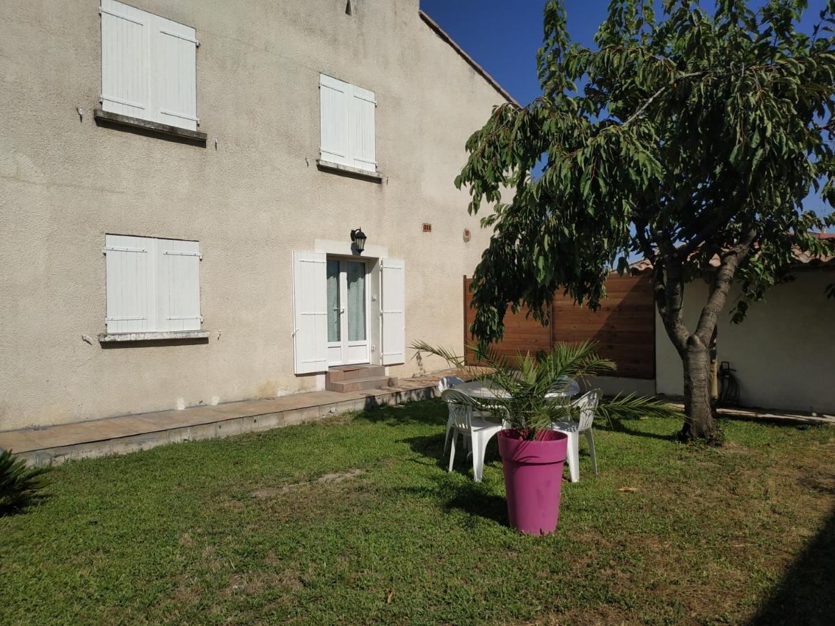 Appart 28m2 avec jardin et parking privés, chambre séparée Milhaud Exterior foto